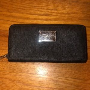 Black Michael Kors wallet